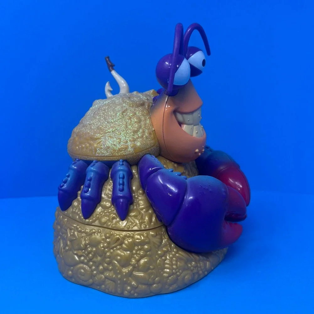 Disney Moana Tamatoa Jewelry Box Gold Purple Singing Lights Sounds Maui Hook